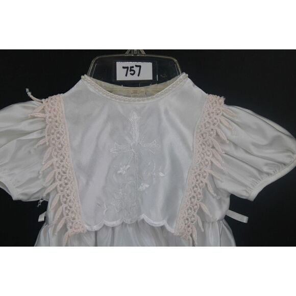 Beautiful Christening Gown White Embellished With Crosses And Flowers - Picture 2 of 7